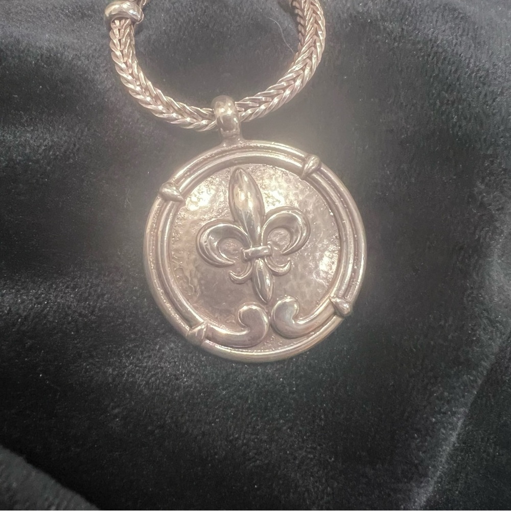 NWT Brighten 17” Fleur De Lis Large Coin Necklace